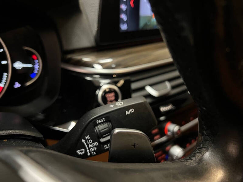 2017 BMW 5 Series 540i