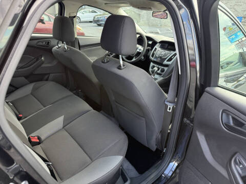 2012 Ford Focus SE