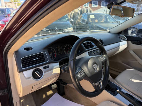 2013 Volkswagen Passat SE PZEV