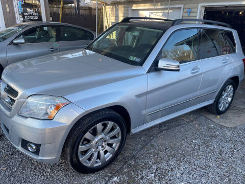 2011 Mercedes-Benz GLK for sale at Trocci's Auto Sales in West Pittsburg PA