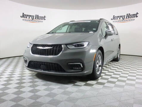 2022 Chrysler Pacifica for sale at Jerry Hunt Supercenter in Lexington NC