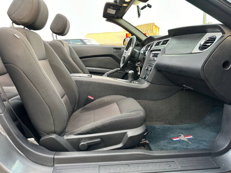 2014 Ford Mustang V6 Premium