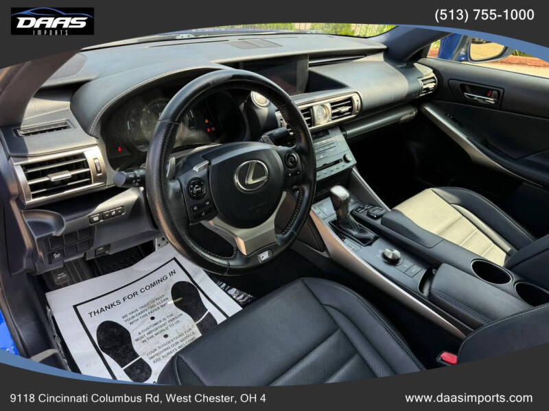 2016 Lexus IS 300