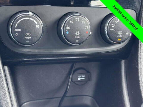 2012 Chrysler 200 Touring