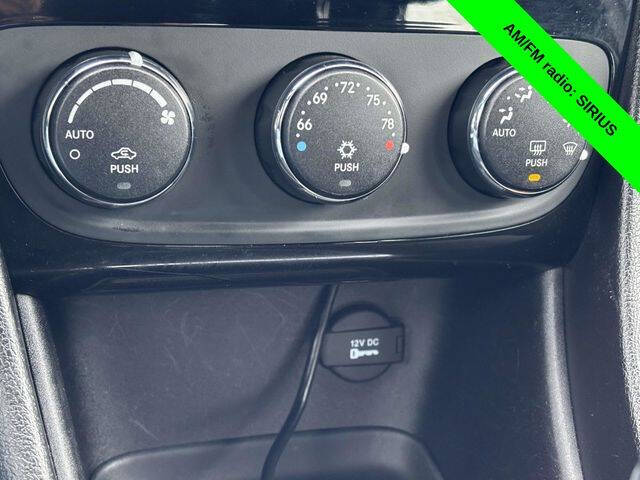 2012 Chrysler 200 Touring