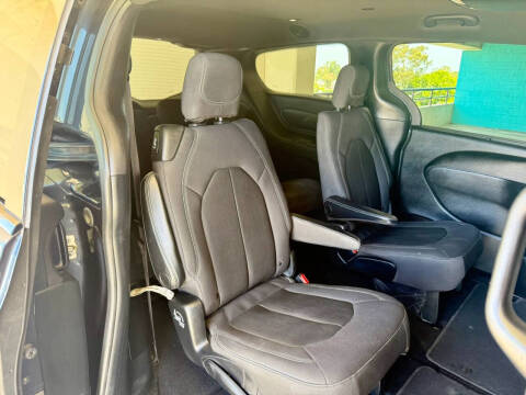 2019 Chrysler Pacifica Touring Plus