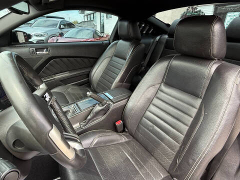 2011 Ford Mustang V6 Premium