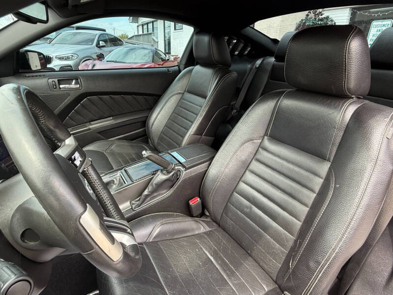 2011 Ford Mustang V6 Premium