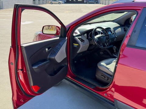 2015 Hyundai Tucson SE