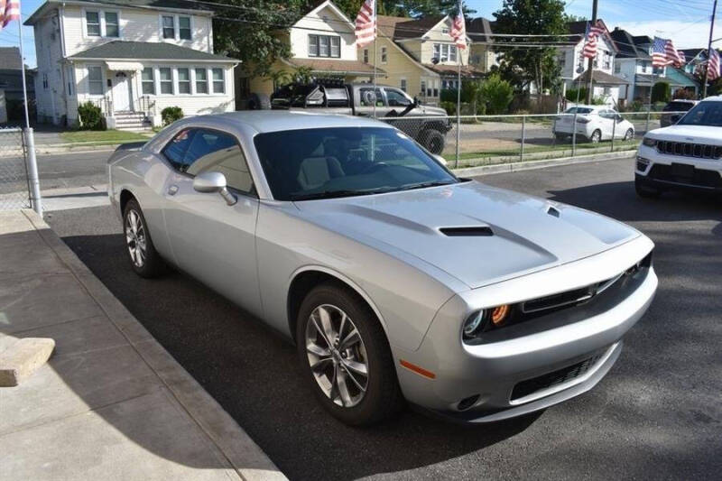 2023 Dodge Challenger SXT