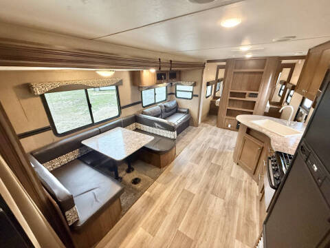 2017 Coleman 2405BH