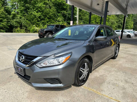 2017 Nissan Altima for sale at Inline Auto Sales in Fuquay Varina NC