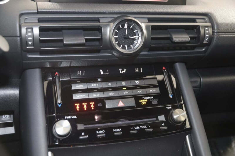 2024 Lexus IS 350 F SPORT Design