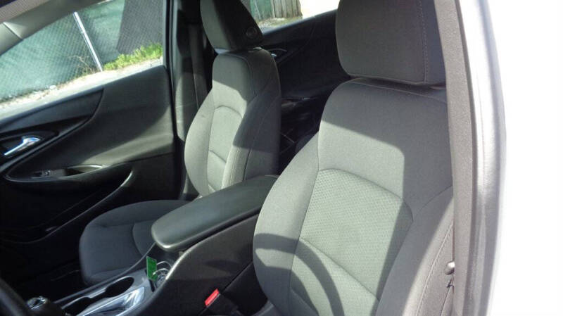 2017 Chevrolet Malibu LS