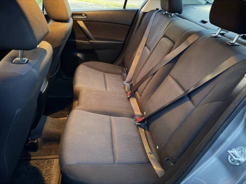 2010 Mazda MAZDA3 i Sport