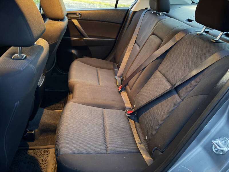 2010 Mazda MAZDA3 i Sport