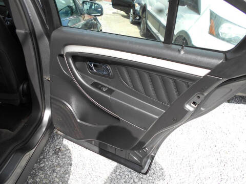 2014 Ford Taurus SEL