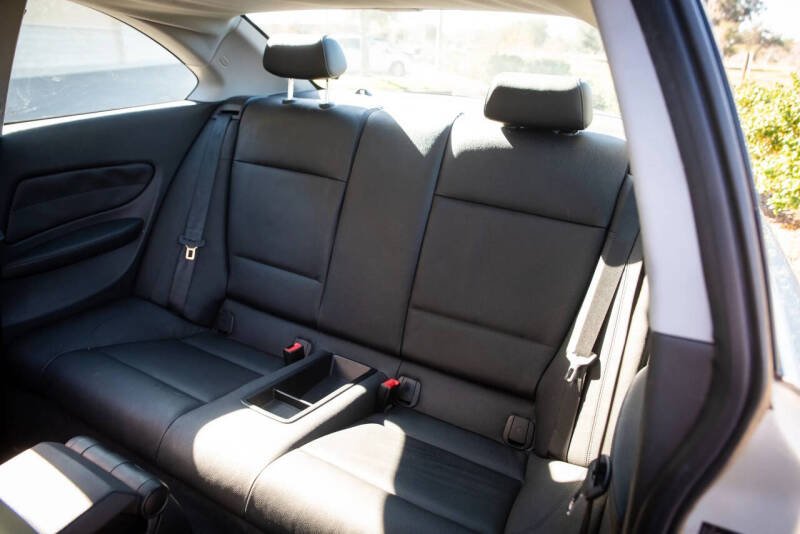 2011 BMW 1 Series 128i