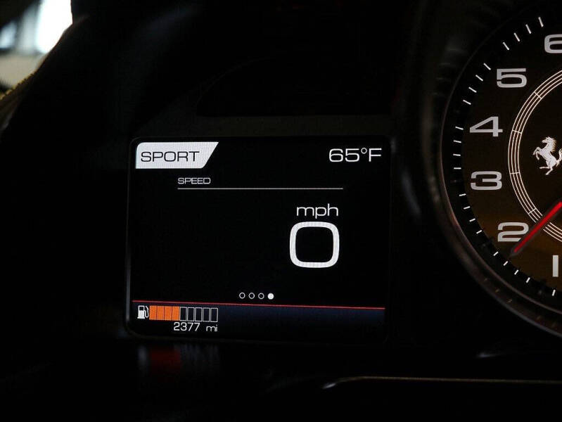 2021 Ferrari 812 GTS