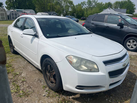 2009 Chevrolet Malibu for sale at HEDGES USED CARS in Carleton MI