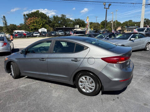 2018 Hyundai Elantra SE