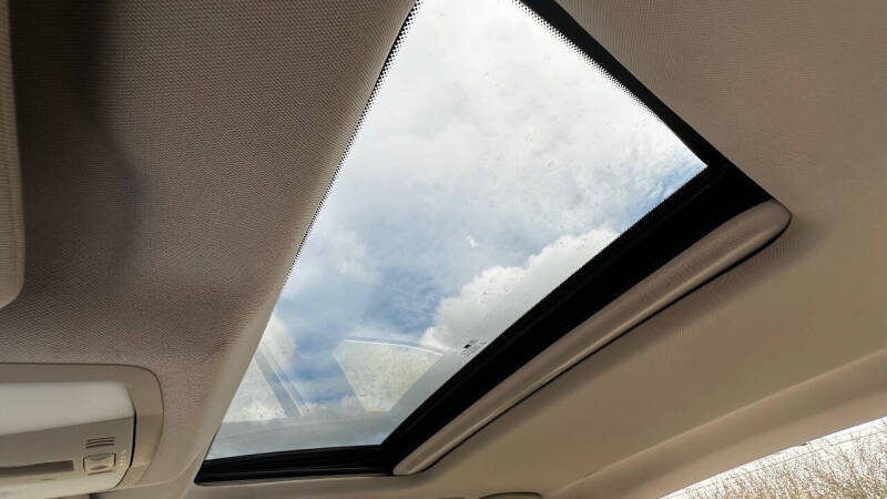 2012 Infiniti G37 Sedan x