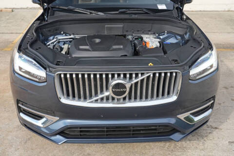 2023 Volvo XC90 Recharge T8 Core Bright Theme