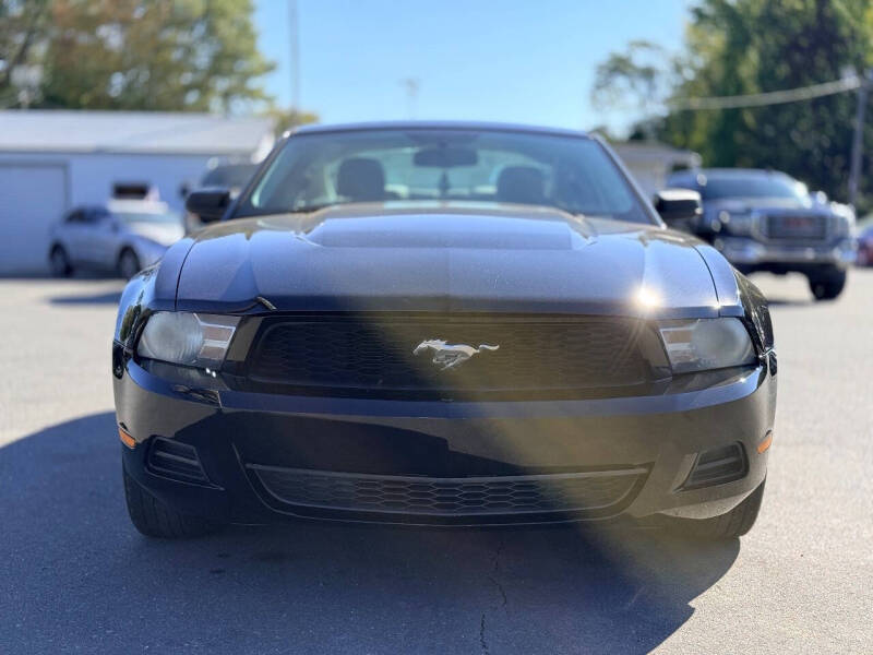 2011 Ford Mustang V6