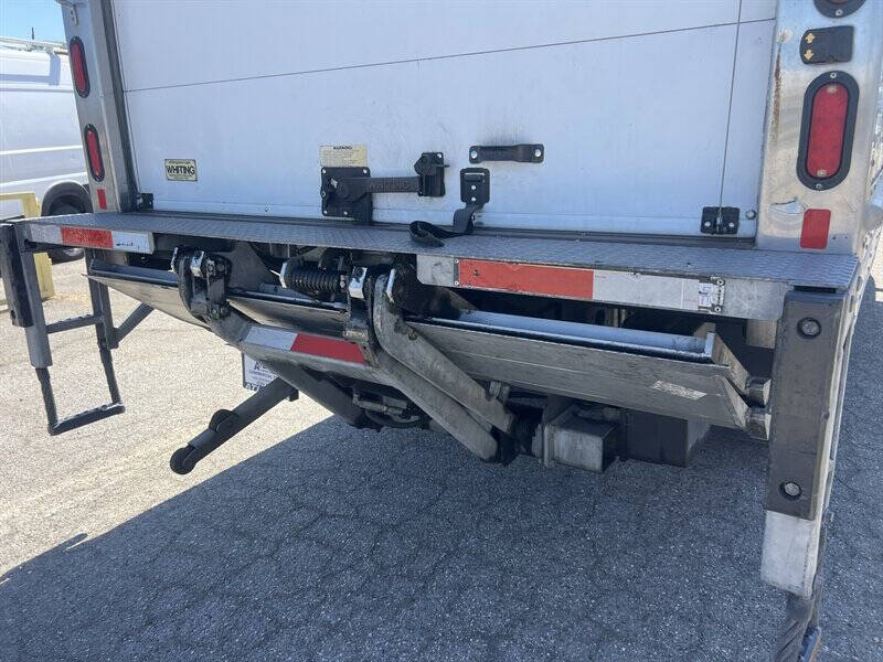 2020 Hino 195