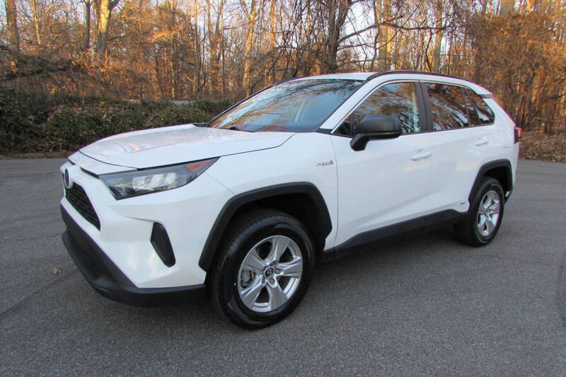 2020 Toyota RAV4 Hybrid LE