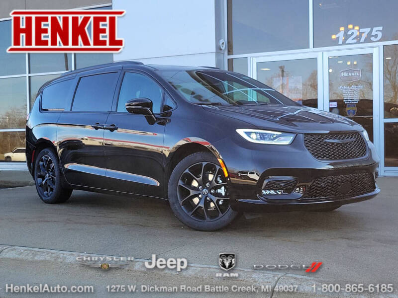 2026 Chrysler Pacifica Select