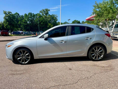 2018 Mazda MAZDA3 Touring