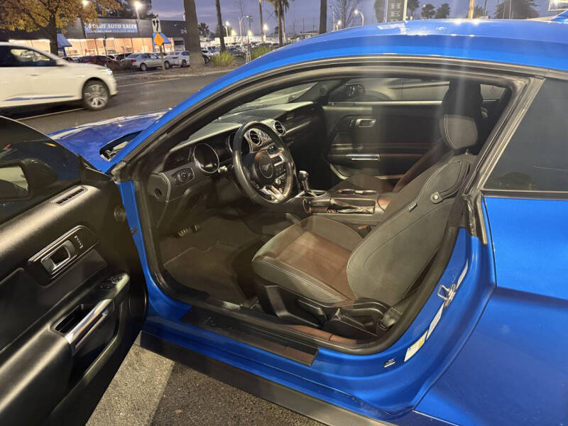 2020 Ford Mustang EcoBoost