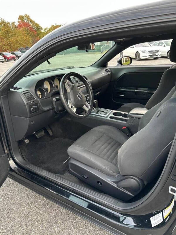 2014 Dodge Challenger SXT