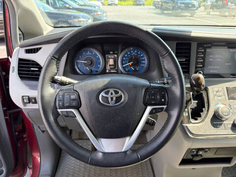 2018 Toyota Sienna