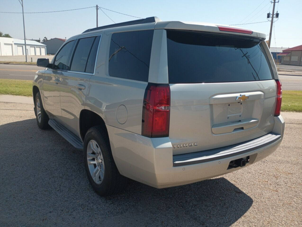 2015 Chevrolet Tahoe for sale at Dubb's Motors LLC in Great Bend, KS