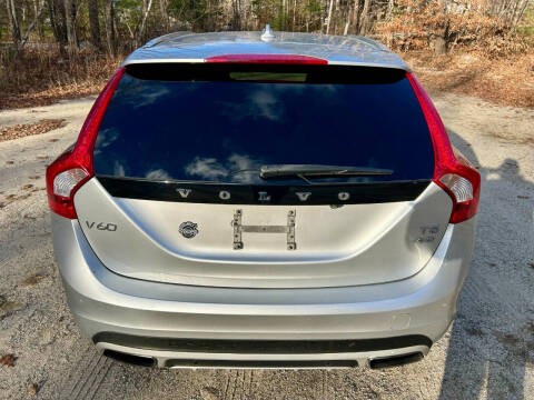 2016 Volvo V60 Cross Country T5