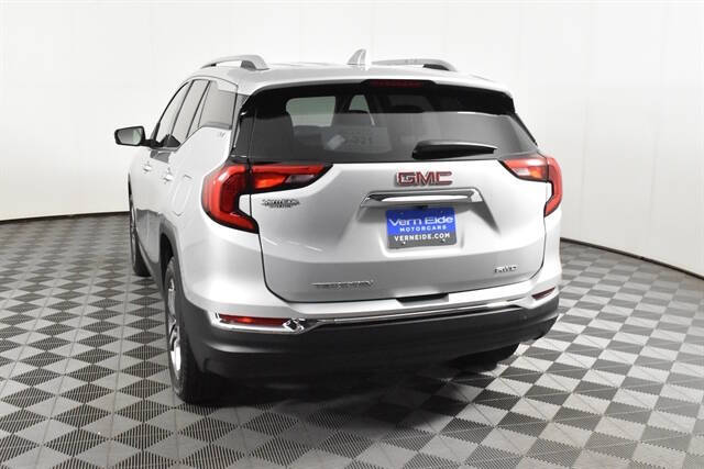 2021 GMC Terrain SLT
