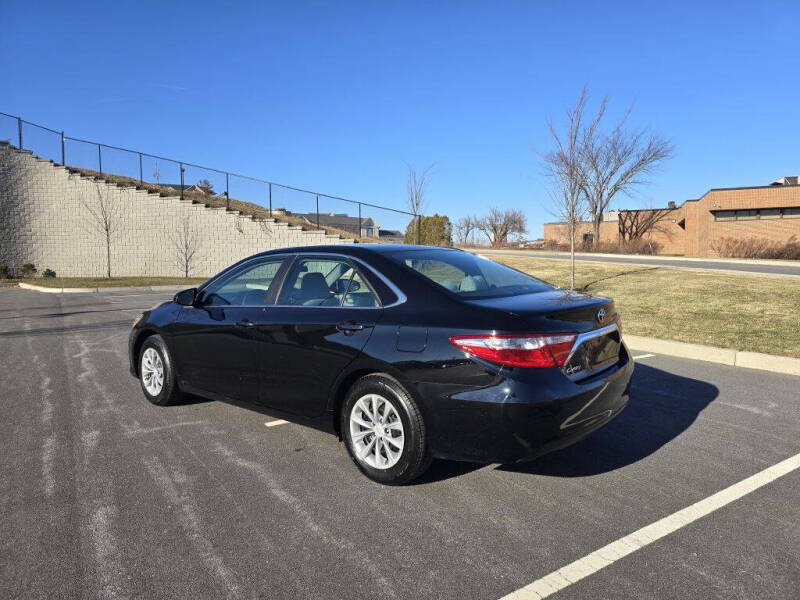 2016 Toyota Camry LE