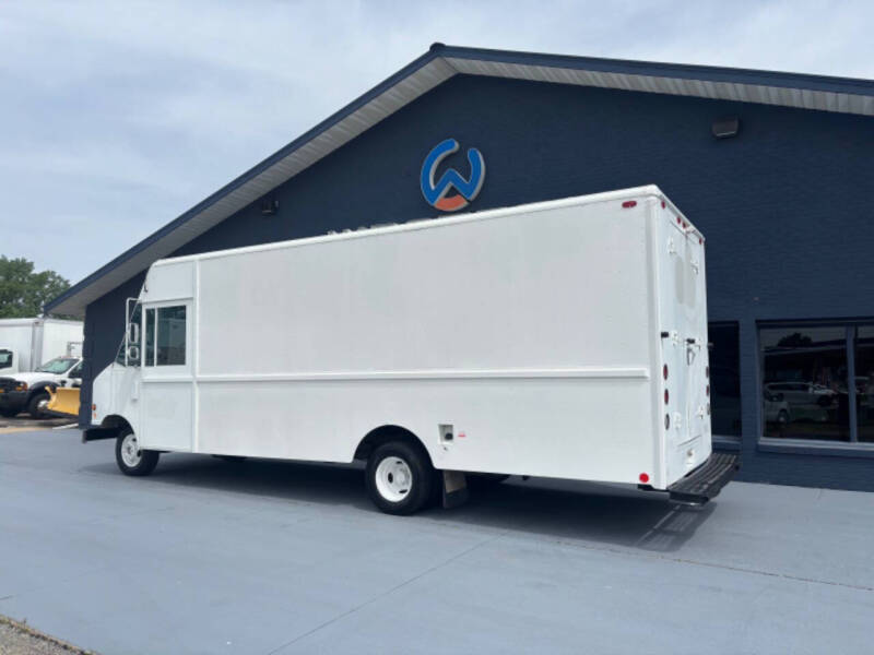 2006 Ford E350 Step Van