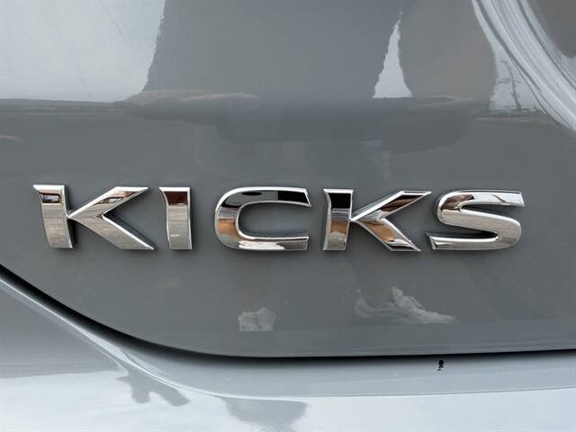 2021 Nissan Kicks SV