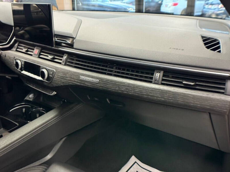 2024 Audi A4 quattro S line Prem Plus 45 TFSI