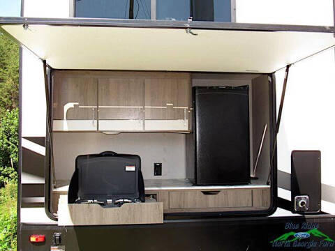 2022 Grand Design RV Imagine