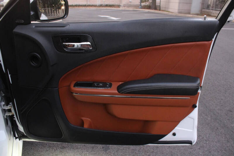 2016 Dodge Charger SRT Hellcat