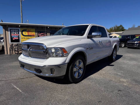 2018 RAM 1500 SLT