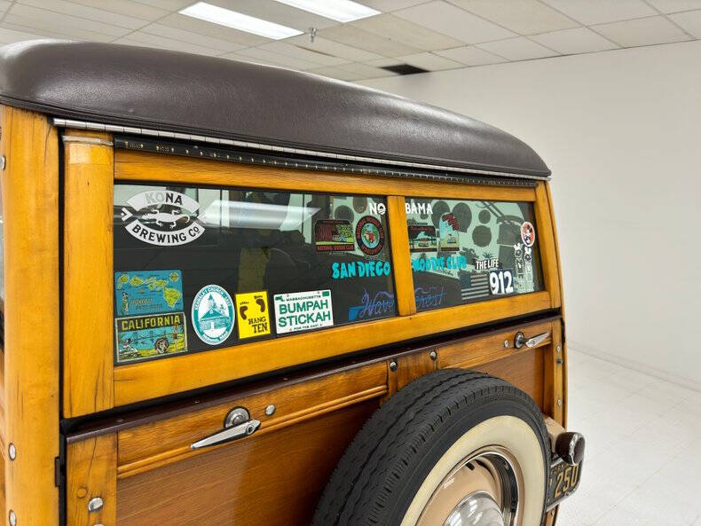 1941 Ford Super Deluxe