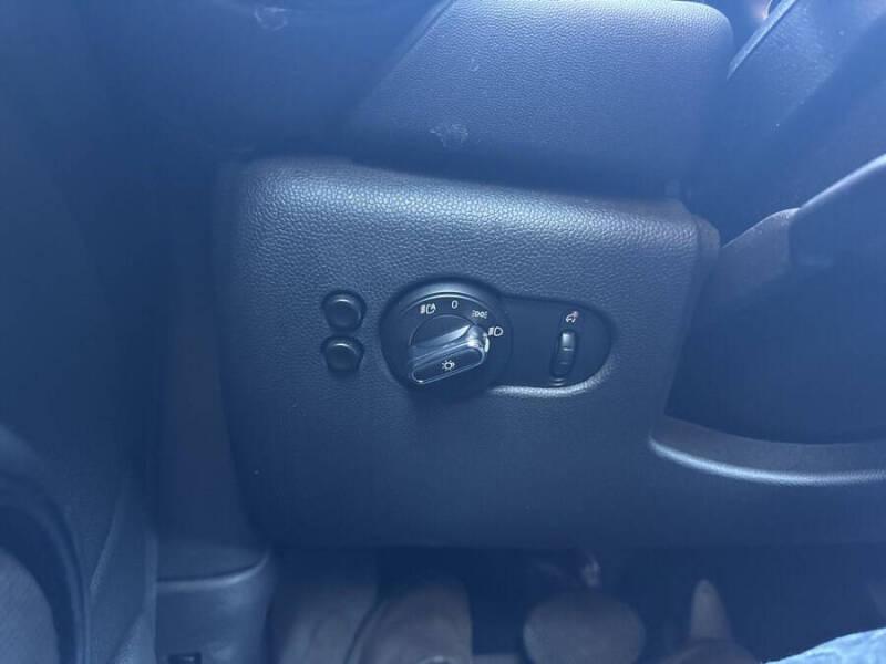 2017 MINI Hardtop 4 Door Cooper