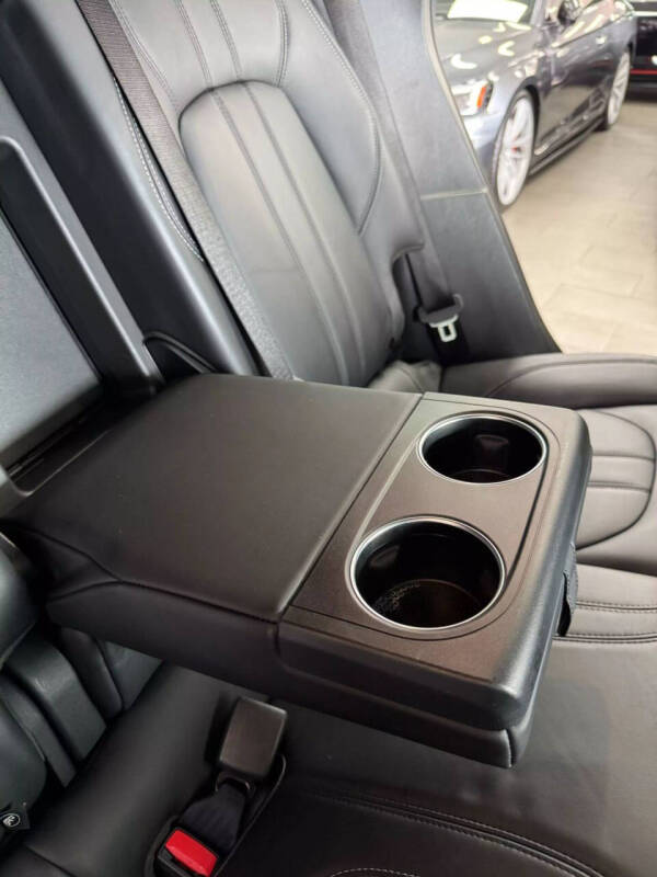 2017 Maserati Levante