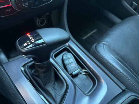 2017 Dodge Charger SXT