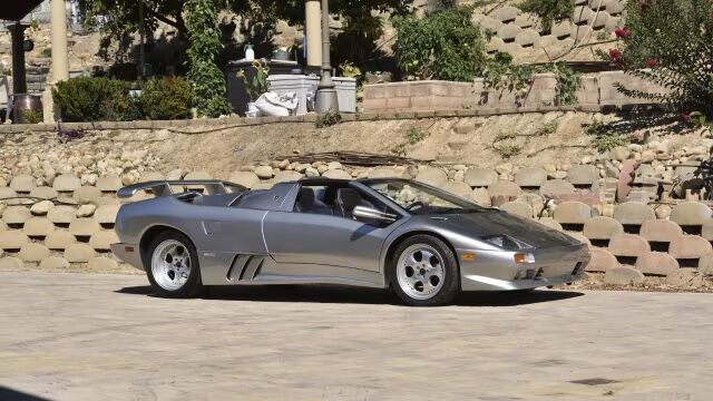 1996 Lamborghini Diablo 13